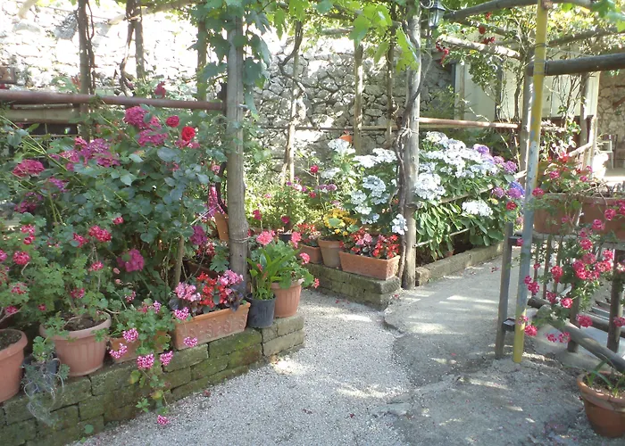 別荘 Casa Puntaferano